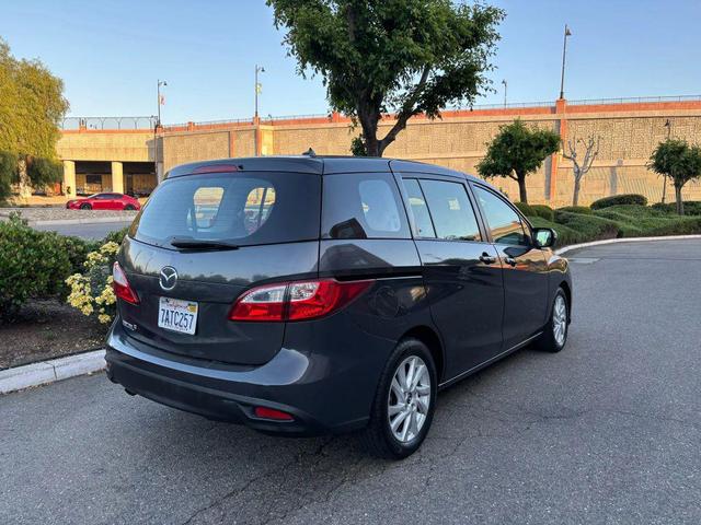 Photo of 2013 Gray Mazda Mazda5