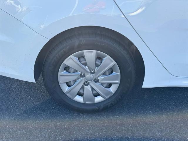 Photo of 2019 Clear White Kia Rio