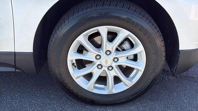 Photo of 2019 Silver Ice Metallic Chevrolet Equinox