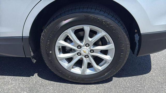 Photo of 2019 Silver Ice Metallic Chevrolet Equinox
