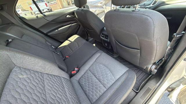 Photo of 2019 Silver Ice Metallic Chevrolet Equinox