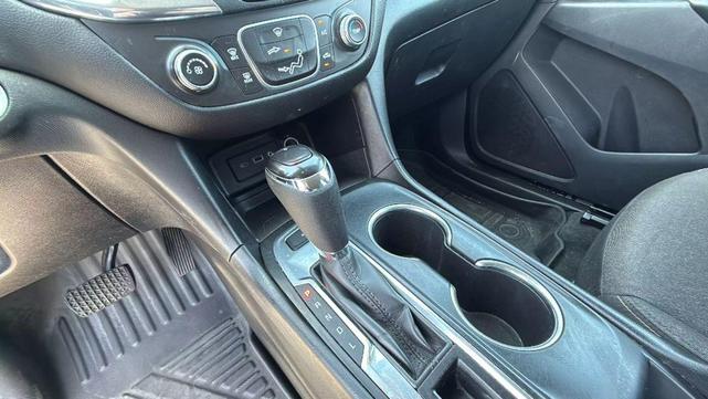 Photo of 2019 Silver Ice Metallic Chevrolet Equinox