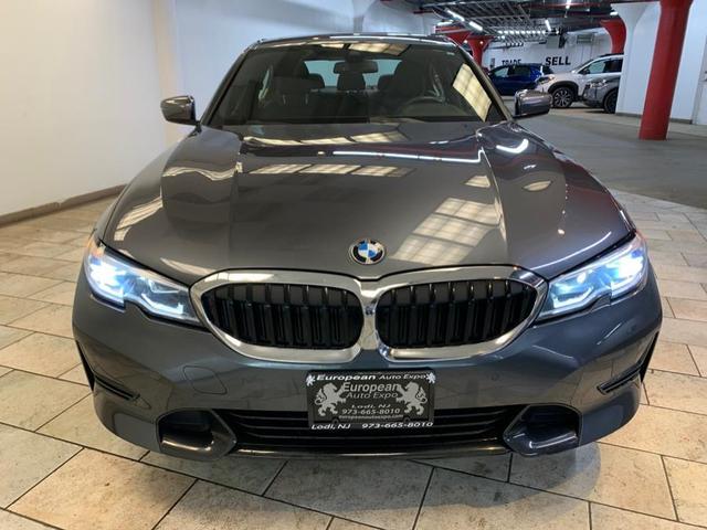 Photo of 2021 Mineral Gray Metallic BMW 330