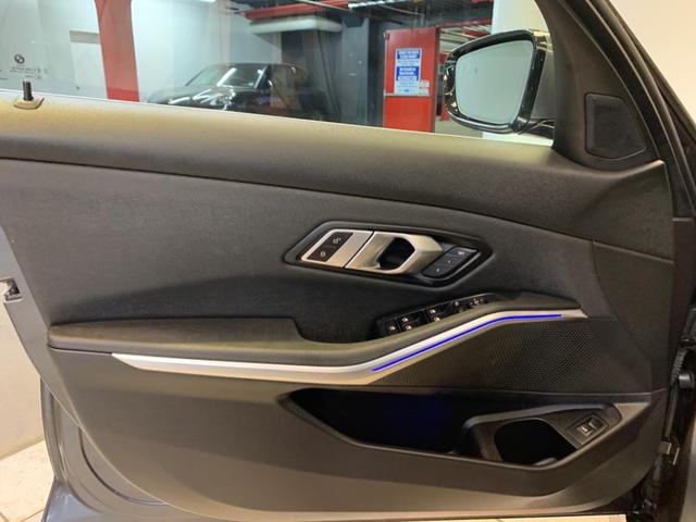 Photo of 2021 Mineral Gray Metallic BMW 330