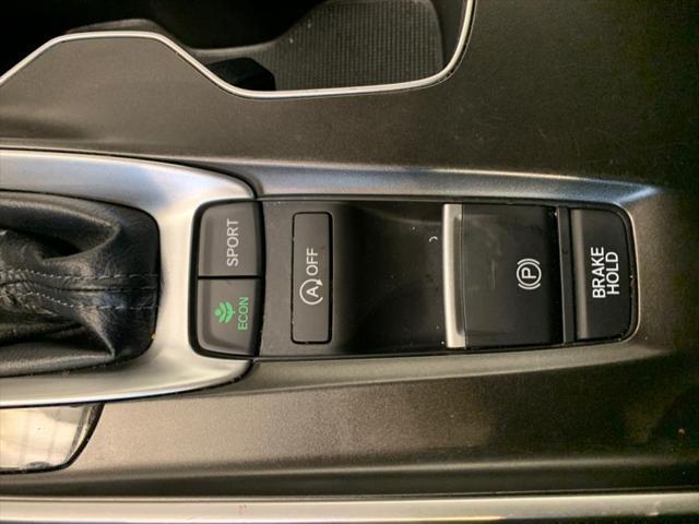 Photo of 2022 Still Night Pearl Honda Accord