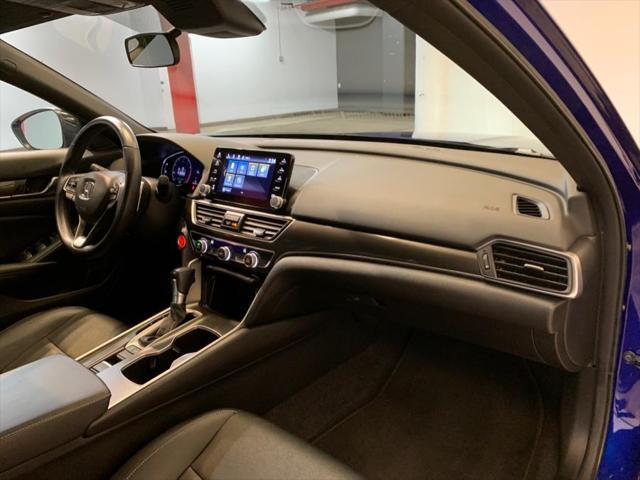 Photo of 2022 Still Night Pearl Honda Accord