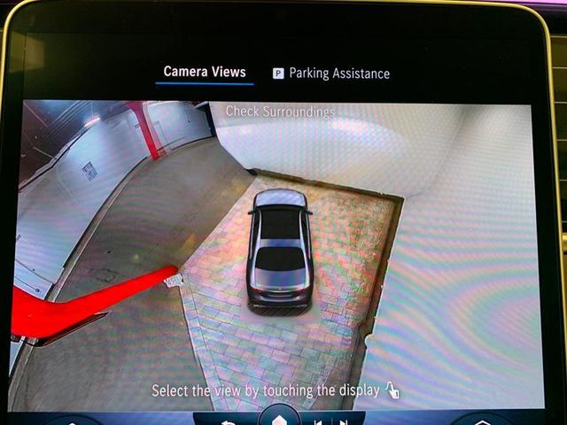 Photo of 2022 Nautical Blue Metallic Mercedes-Benz S-Class