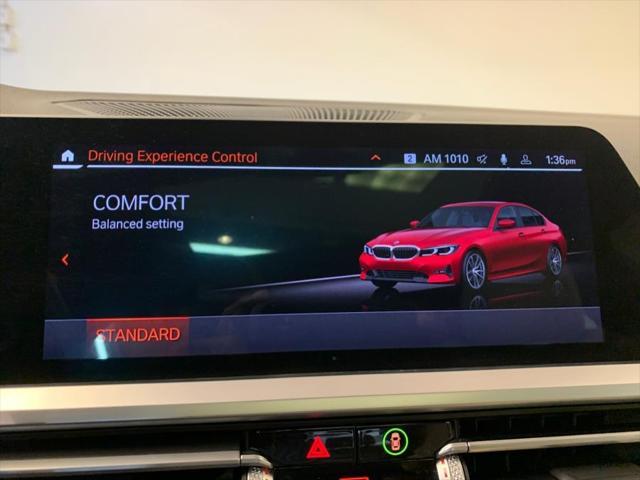 Photo of 2022 Melbourne Red Metallic BMW 330