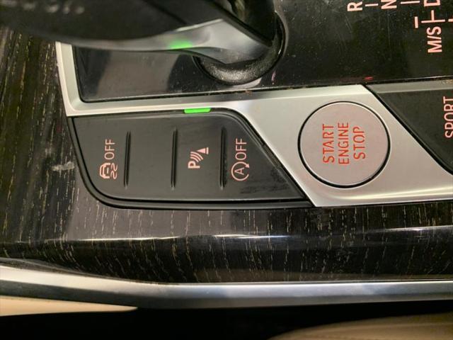 Photo of 2022 Melbourne Red Metallic BMW 330