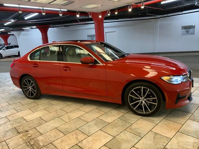 Photo of 2022 Melbourne Red Metallic BMW 330