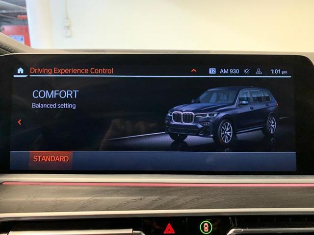Photo of 2022 Carbon Black Metallic BMW X7