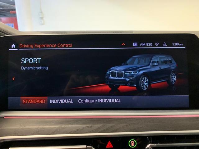Photo of 2022 Carbon Black Metallic BMW X7