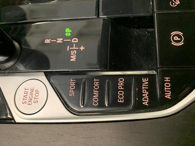 Photo of 2022 Carbon Black Metallic BMW X7