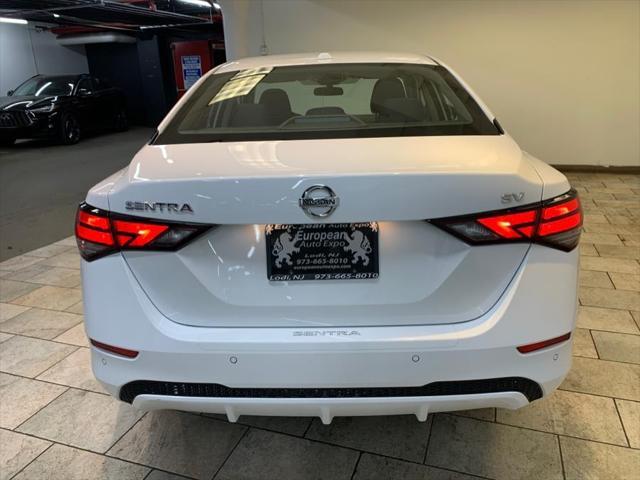 Photo of 2022 Aspen White TriCoat Pearl Nissan Sentra
