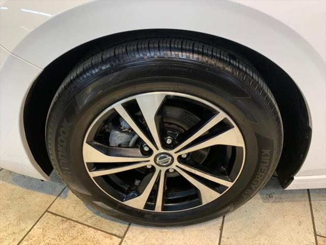 Photo of 2022 Aspen White TriCoat Pearl Nissan Sentra