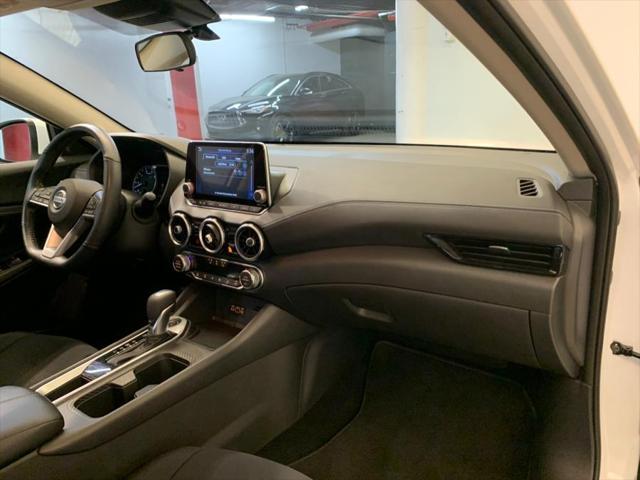 Photo of 2022 Aspen White TriCoat Pearl Nissan Sentra