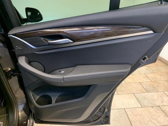 Photo of 2022 Dark Graphite Metallic BMW X3
