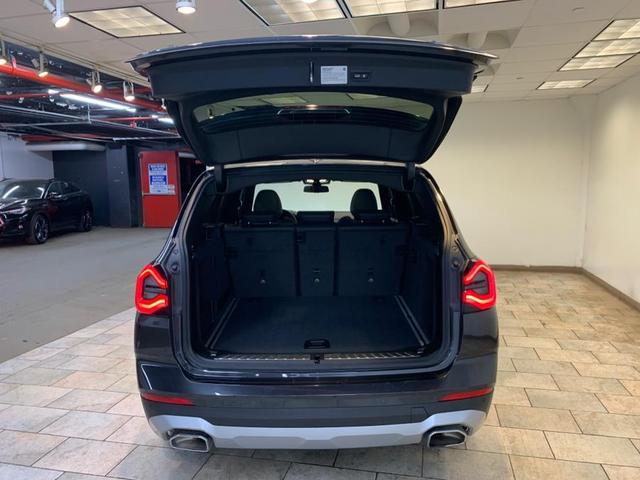 Photo of 2022 Dark Graphite Metallic BMW X3
