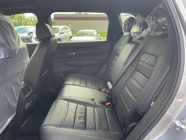Photo of 2025 Solar Silver Metallic Honda CR-V Hybrid