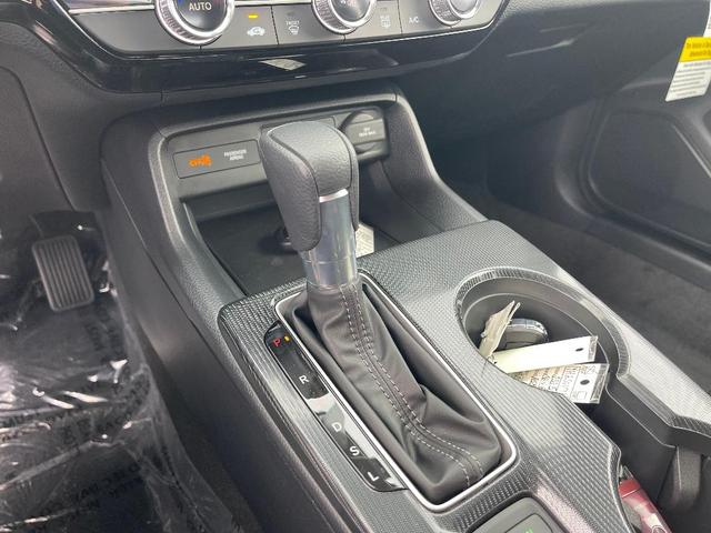 Photo of 2026 Platinum White Pearl Honda Civic