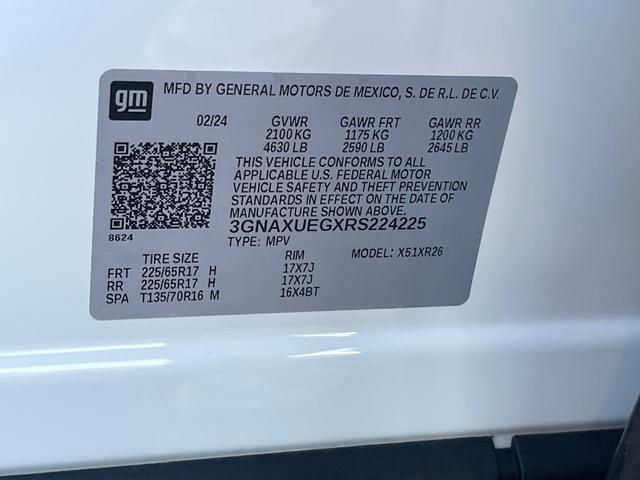 Photo of 2024 Summit White Chevrolet Equinox