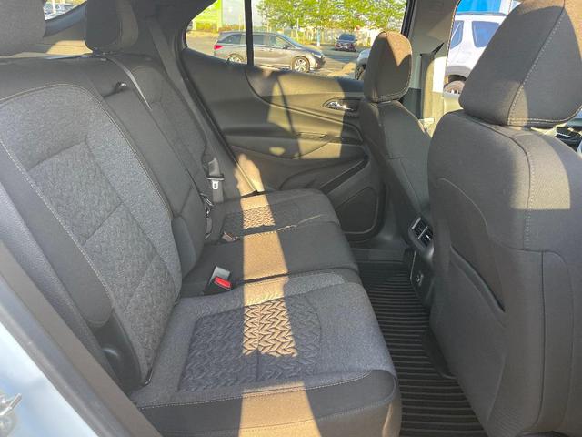 Photo of 2024 Summit White Chevrolet Equinox