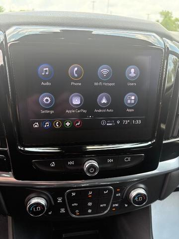 Photo of 2022 Black Cherry Metallic Chevrolet Traverse