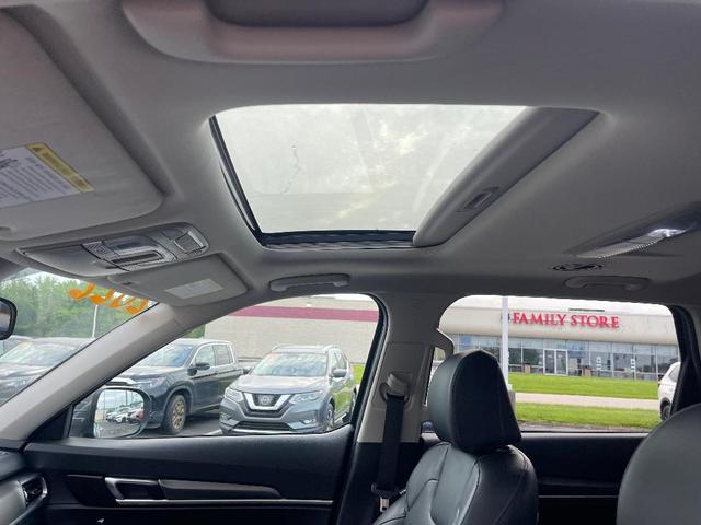 Photo of 2022 Gray Kia Telluride