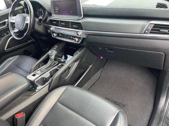 Photo of 2022 Gray Kia Telluride