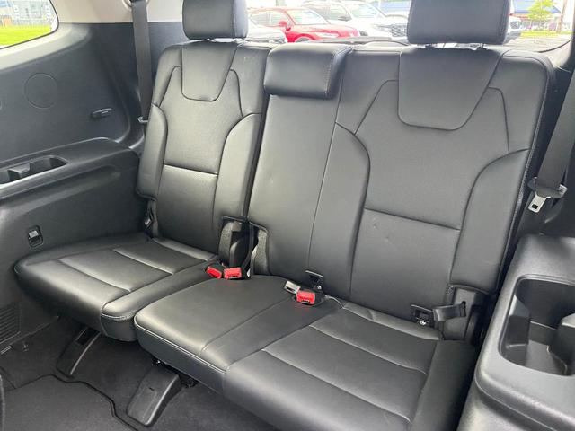 Photo of 2022 Gray Kia Telluride