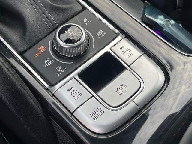 Photo of 2022 Gray Kia Telluride