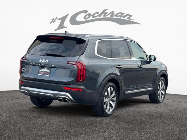 Photo of 2022 Gray Kia Telluride