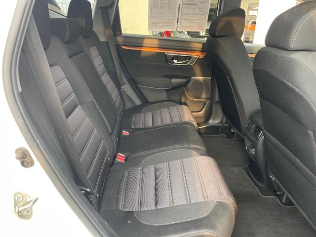 Photo of 2018 White Diamond Pearl Honda CR-V