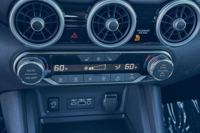 Photo of 2025 Super Black Nissan Sentra