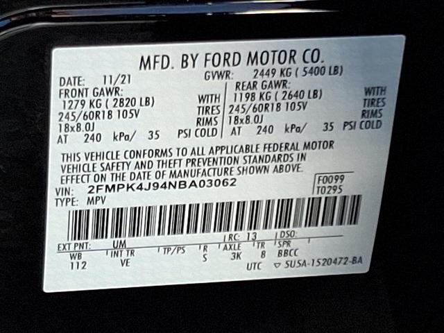 Photo of 2022 Agate Black Metallic Ford Edge