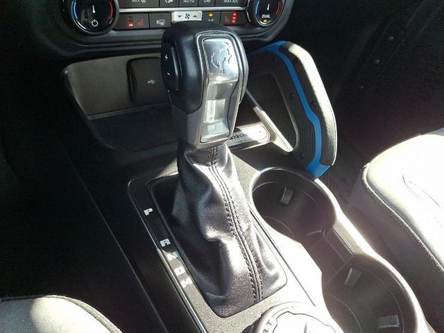 Photo of 2022 Velocity Blue Metallic Ford Bronco