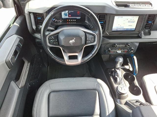 Photo of 2022 Velocity Blue Metallic Ford Bronco