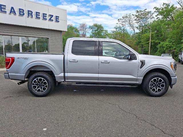 Photo of 2022 Iconic Silver Metallic Ford F-150