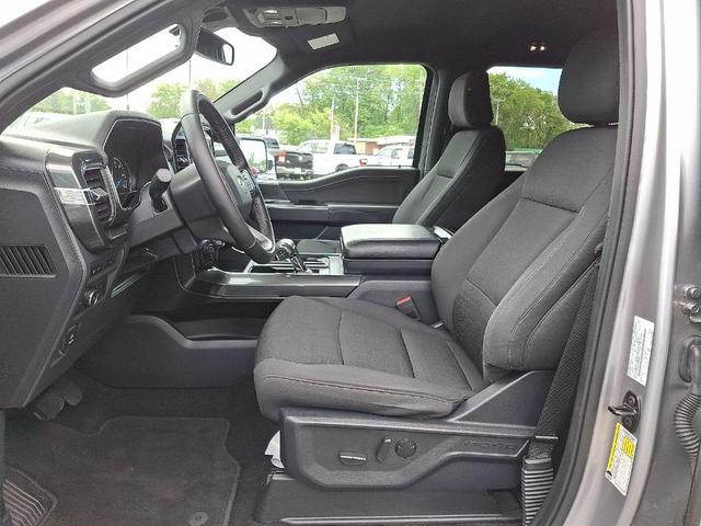 Photo of 2022 Iconic Silver Metallic Ford F-150