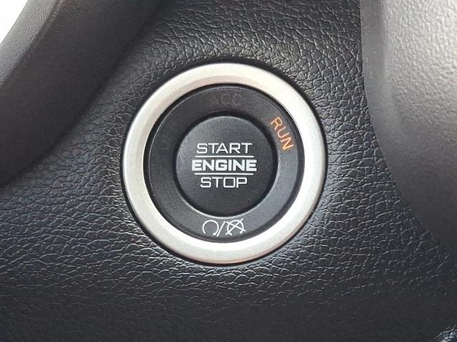Photo of 2022 Bright White Clearcoat RAM 2500