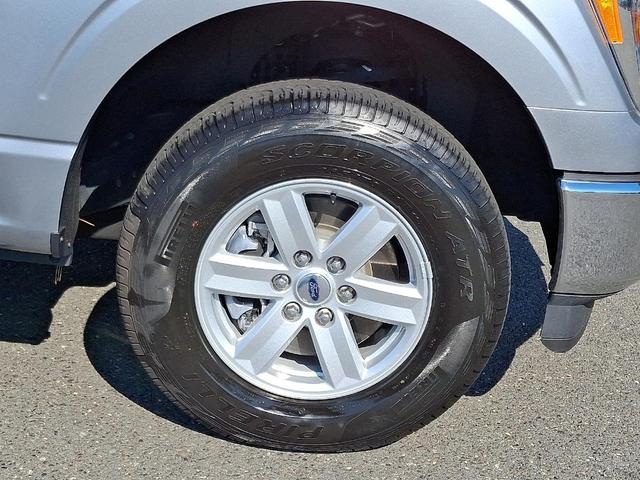 Photo of 2022 Iconic Silver Metallic Ford F-150