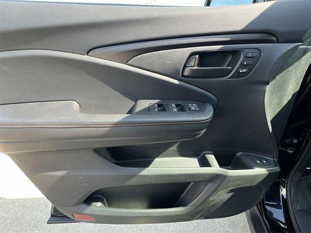 Photo of 2025 Black Honda Passport