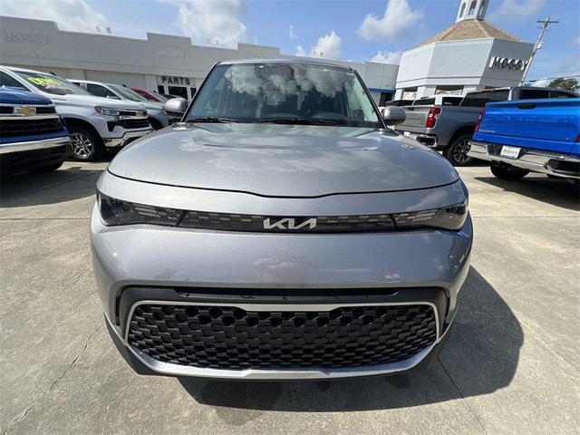 Photo of 2024 Gray Kia Soul