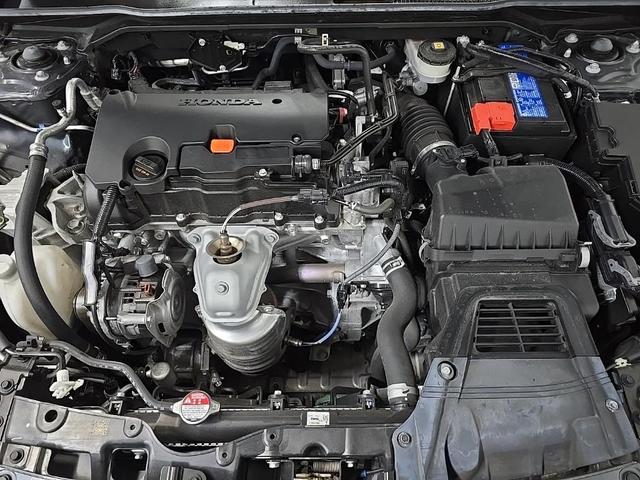 Photo of 2023 Gray Honda Civic