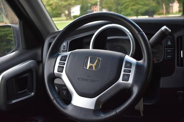 Photo of 2008 Gray Honda Ridgeline