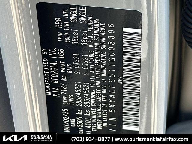 Photo of 2026 Ebony Kia EV9