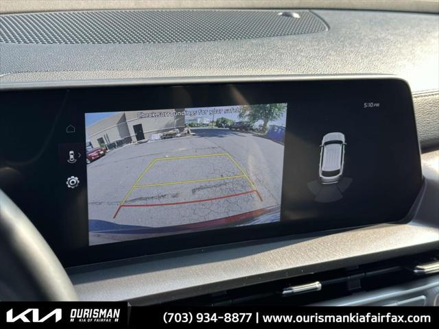 Photo of 2023 Dawning Red Kia Telluride