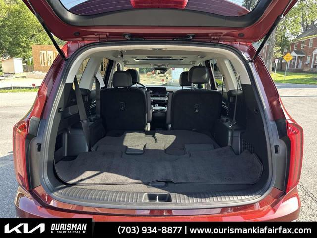 Photo of 2023 Dawning Red Kia Telluride