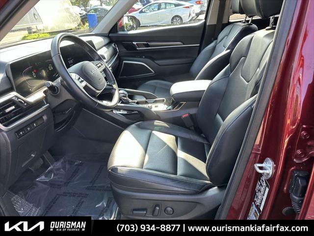 Photo of 2023 Dawning Red Kia Telluride