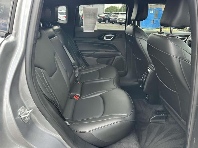 Photo of 2023 Billet Silver Metallic Clearcoat Jeep Compass